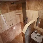 بيت ضيافة Robitel Wellness Vendeghaz Veszprem-gyulafiratot Veszprém
