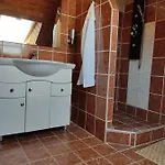 بيت ضيافة Robitel Wellness Vendeghaz Veszprem-gyulafiratot Veszprém