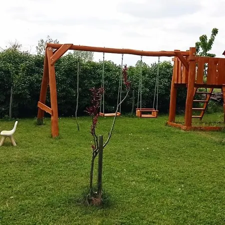 Robitel Wellness Veszprém-gyulafirátót Vendégház *