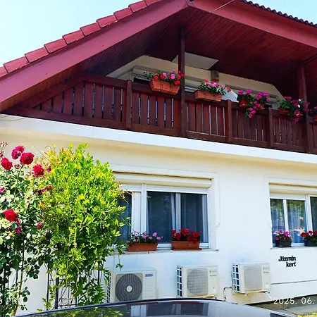 Robitel Wellness Veszprém-gyulafirátót Pensión 4*